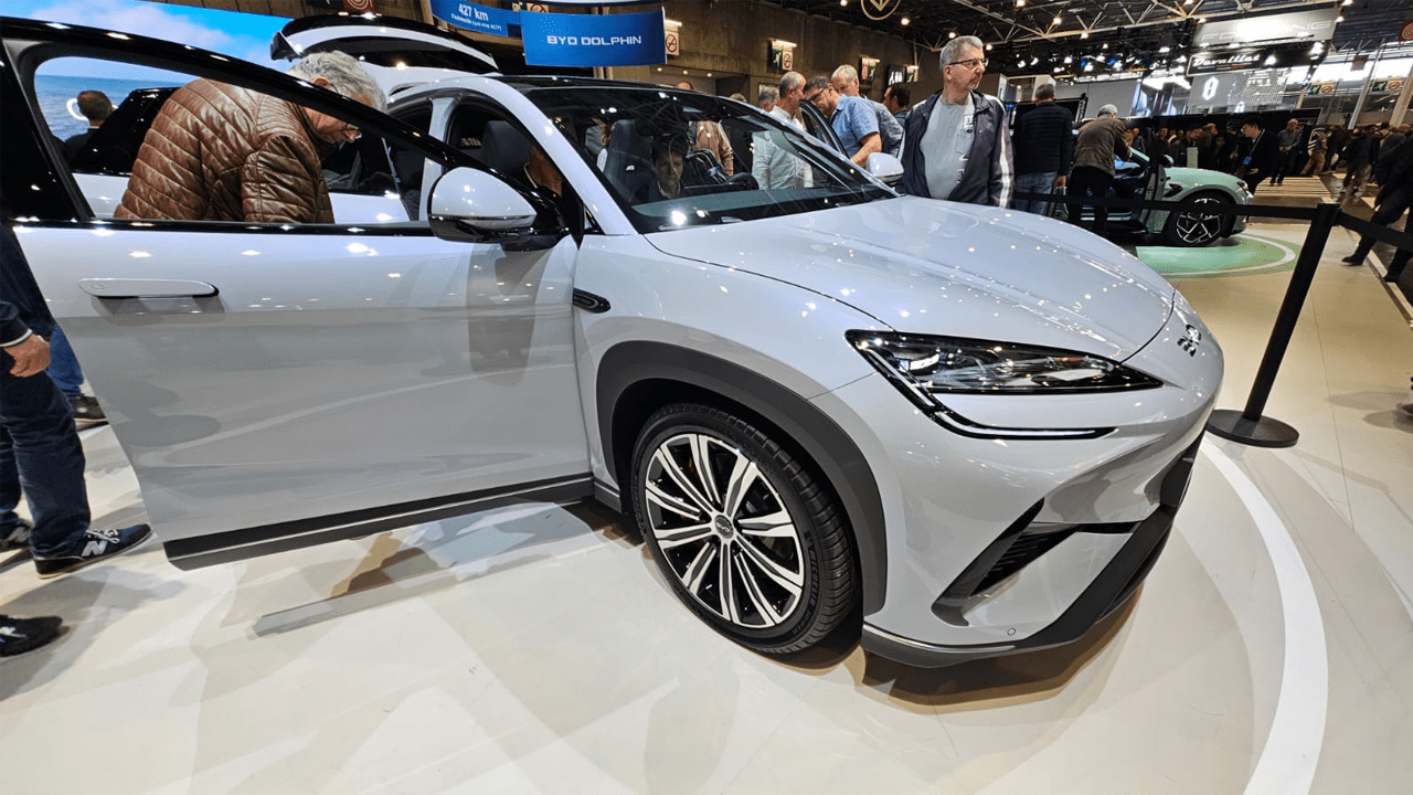 Le BYD Sealion 7 révélé au Mondial de l'Auto Paris 2024 : découvrez nos premières infos et images !