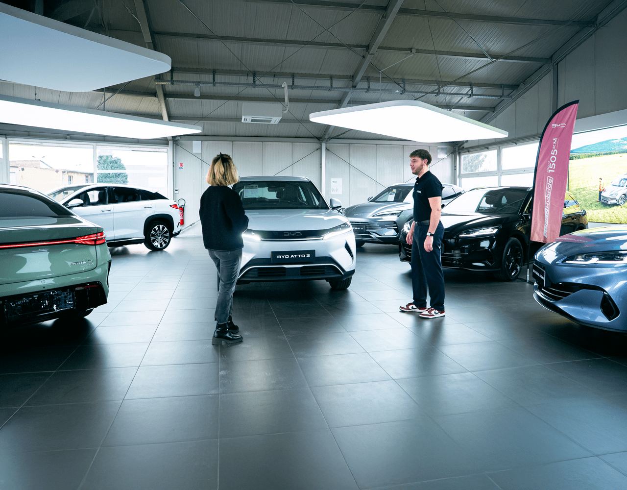 Intérieur de la concession BYD Forbach